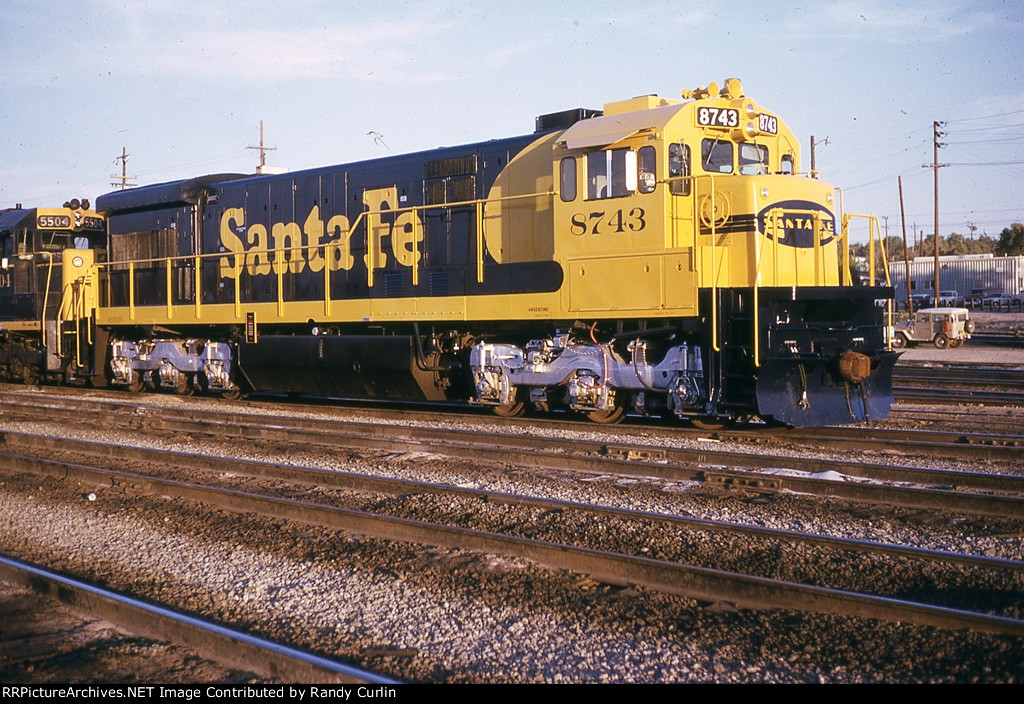 ATSF 8743 at Barstow